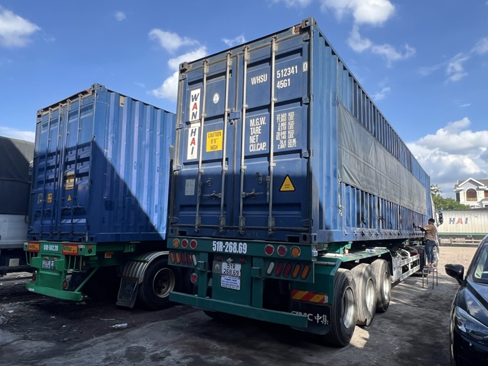 Xe tải chở hàng dệt may Sài Gòn đi Nam Định